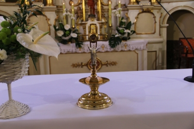Bierzmowanie i wprowadzenie Relikwii Św. Jana Pawła II-49