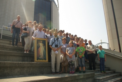Parafialna Pielgrzymka dziękczynna za dar relikwii św. Jana Pawła II-19