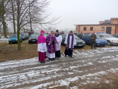 Wizytacja Biskupa w Owieczkach-2