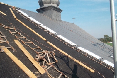 Zdjęcia z koncowej części remontu dachu kościoła-16