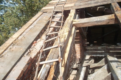 Zdjęcia z koncowej części remontu dachu kościoła-18