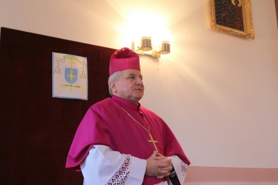 Wizytacja Biskupa w Owieczkach-4