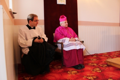 Wizytacja Biskupa w Owieczkach-10