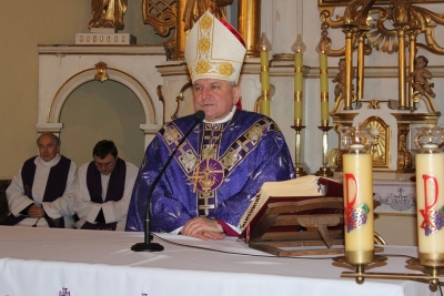 Wizytacja Biskupa w Unikowie-21