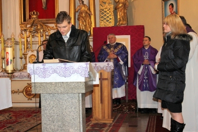 Wizytacja Biskupa w Unikowie-23