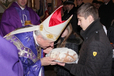 Wizytacja Biskupa w Unikowie-25