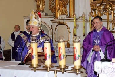Wizytacja Biskupa w Unikowie-34
